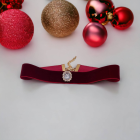 Luxurious Velvet Crystal Dog Collar (size: 18")